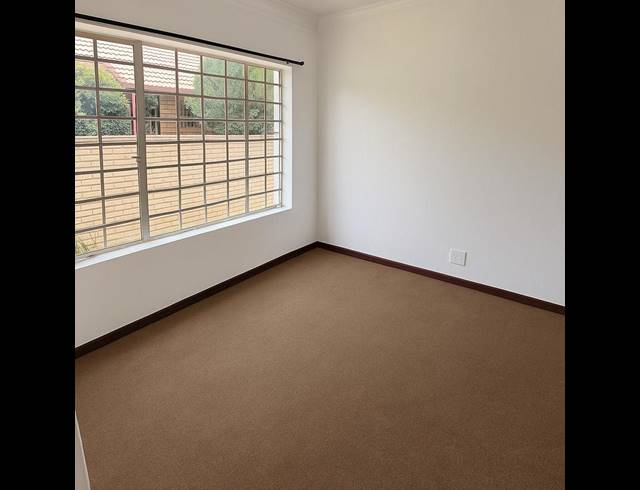 3 BEDROOM TOWNHOUSE FOR SALE IN EQUESTRIA